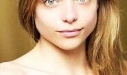 Lizzie Brocheré